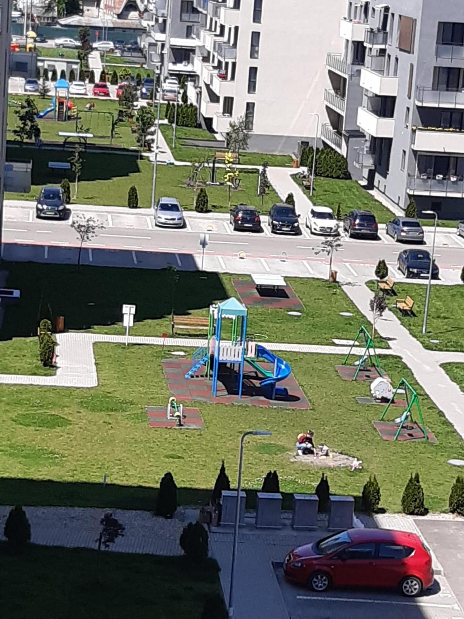 Flor Apartaments Târgu-Mureş Extérieur photo